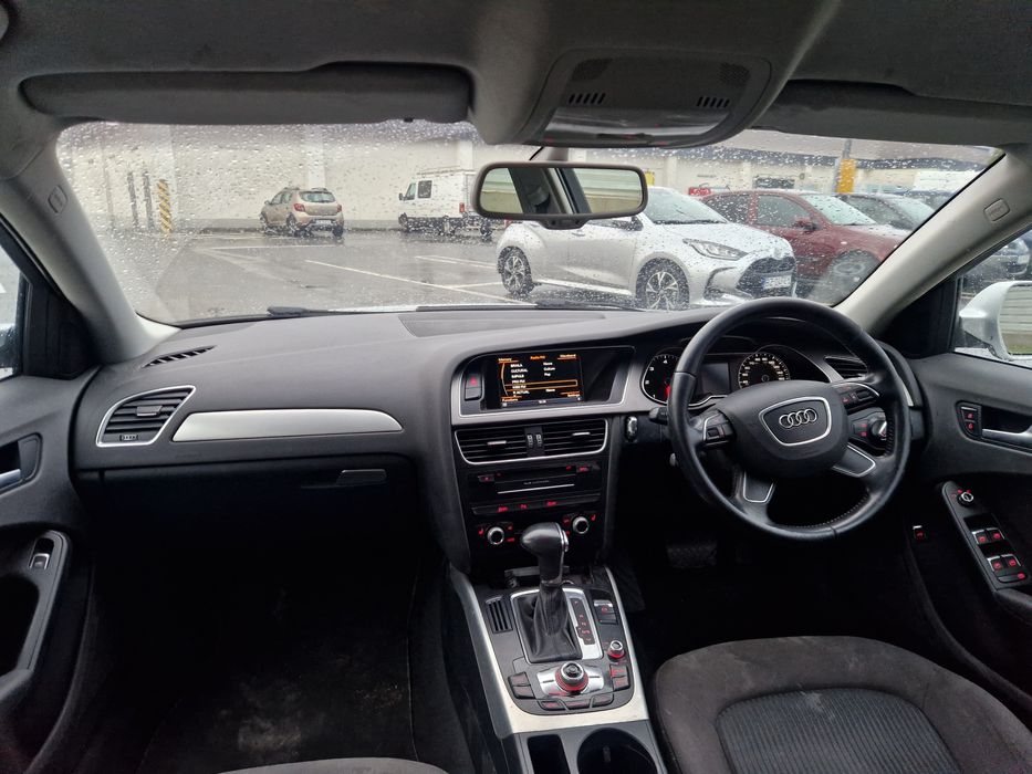 Vand Audi A4 2013 2.0 tdi -Multitronic Avariat!