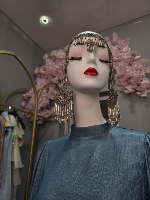 Вешалка ва манекенлар