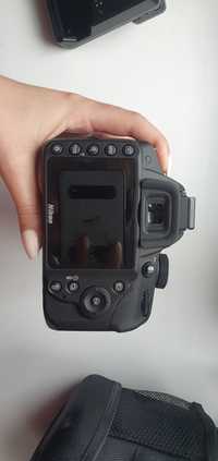 Nikon DX AF-S DX NIKKOR 18-55mm