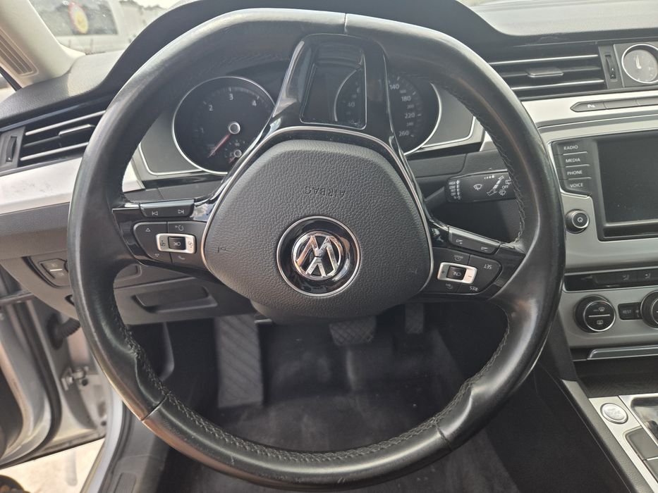 Volan complet Passat B8