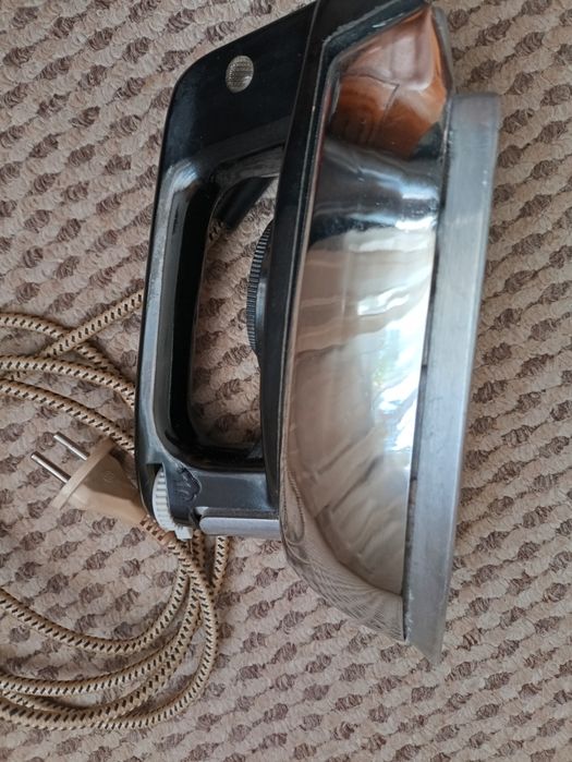 Утюг made in USSR практически новый