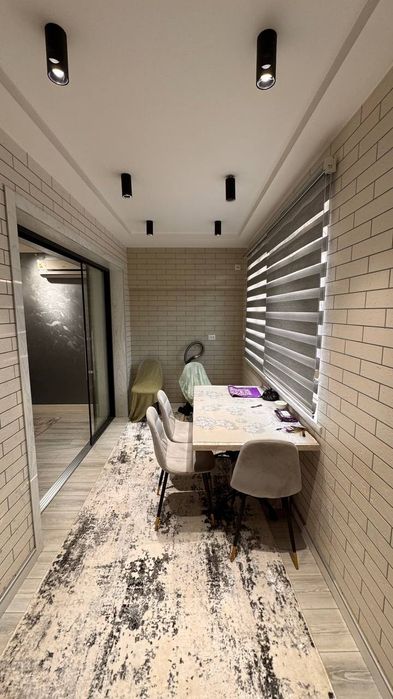 Юнусабад 4 квартал. Продается квартира  2/1/4