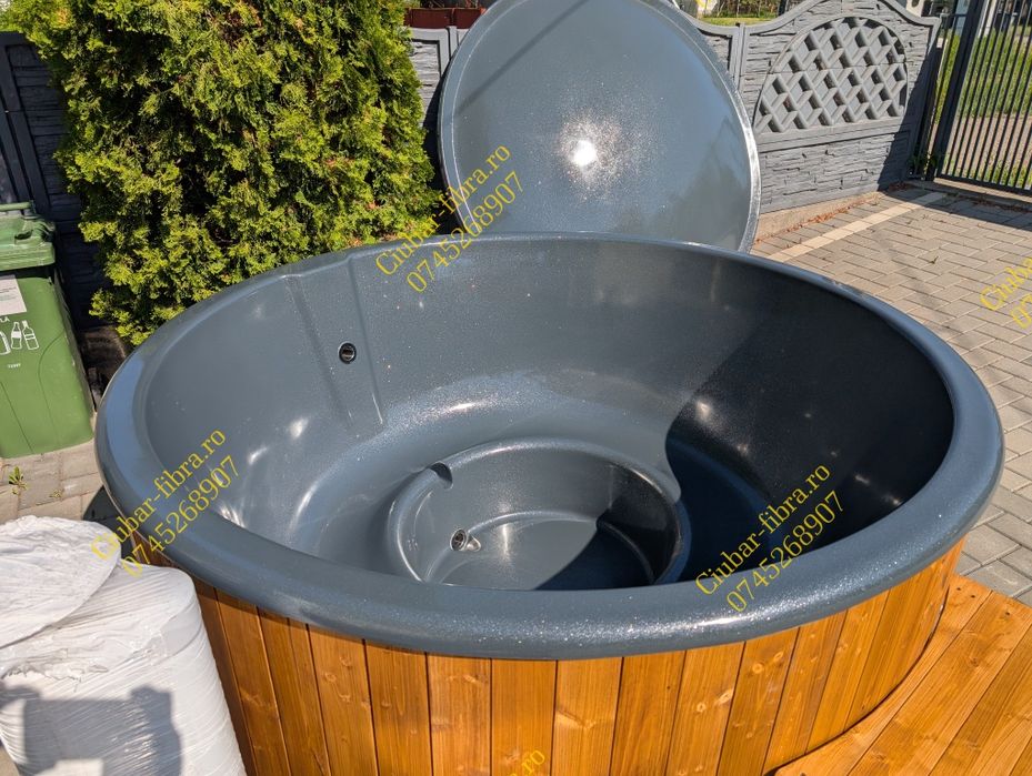 Ciubar din fibra cu jacuzzi si soba exterioara