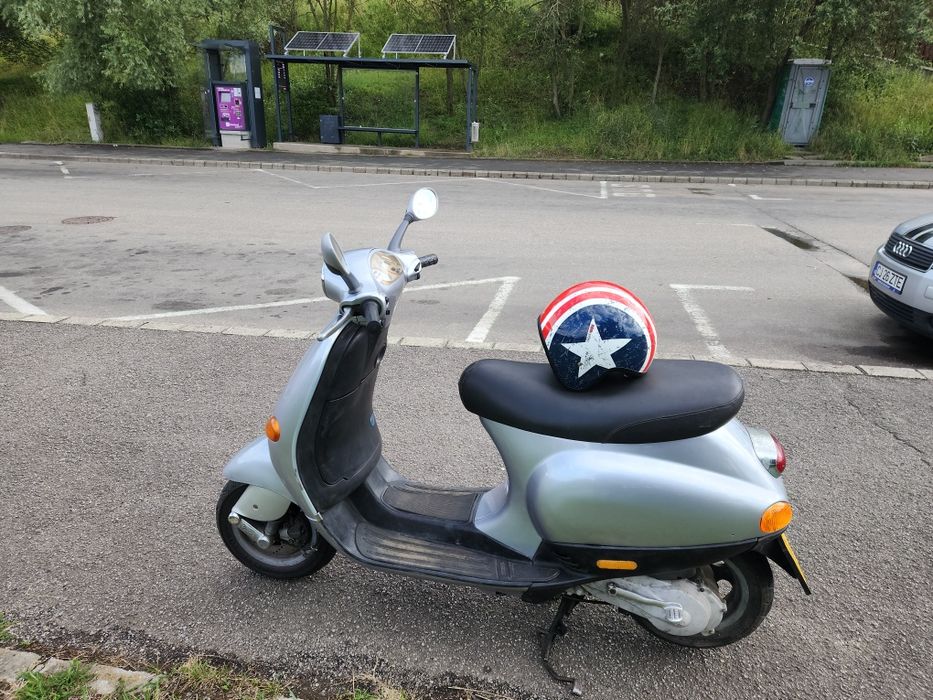 Piaggio vespa et2