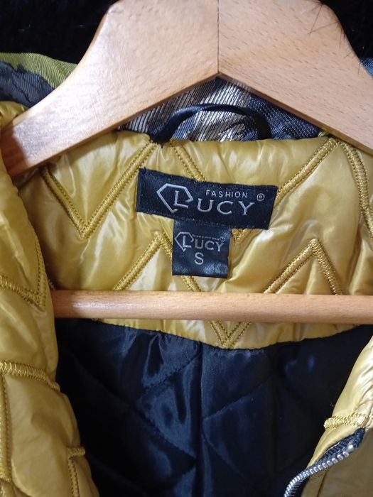 Продавам яке на Lucy Fashion