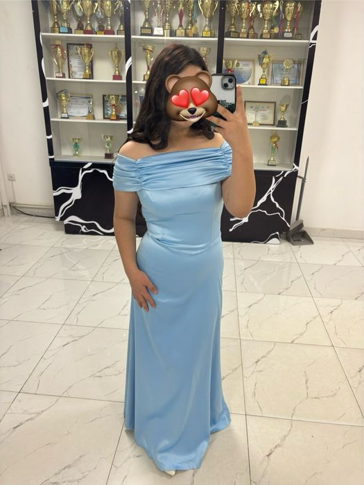 Вечерние платья