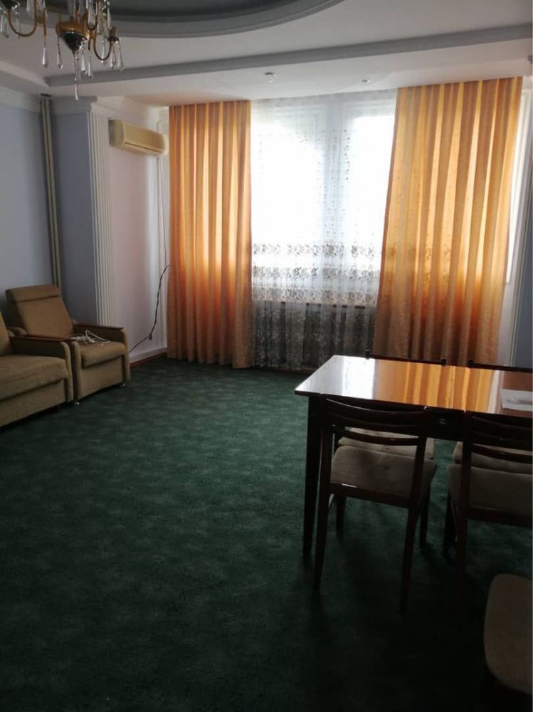 Аренда Квартира 3 комната на Дружба Народов