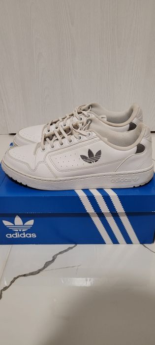 Продавам обувки Adidas