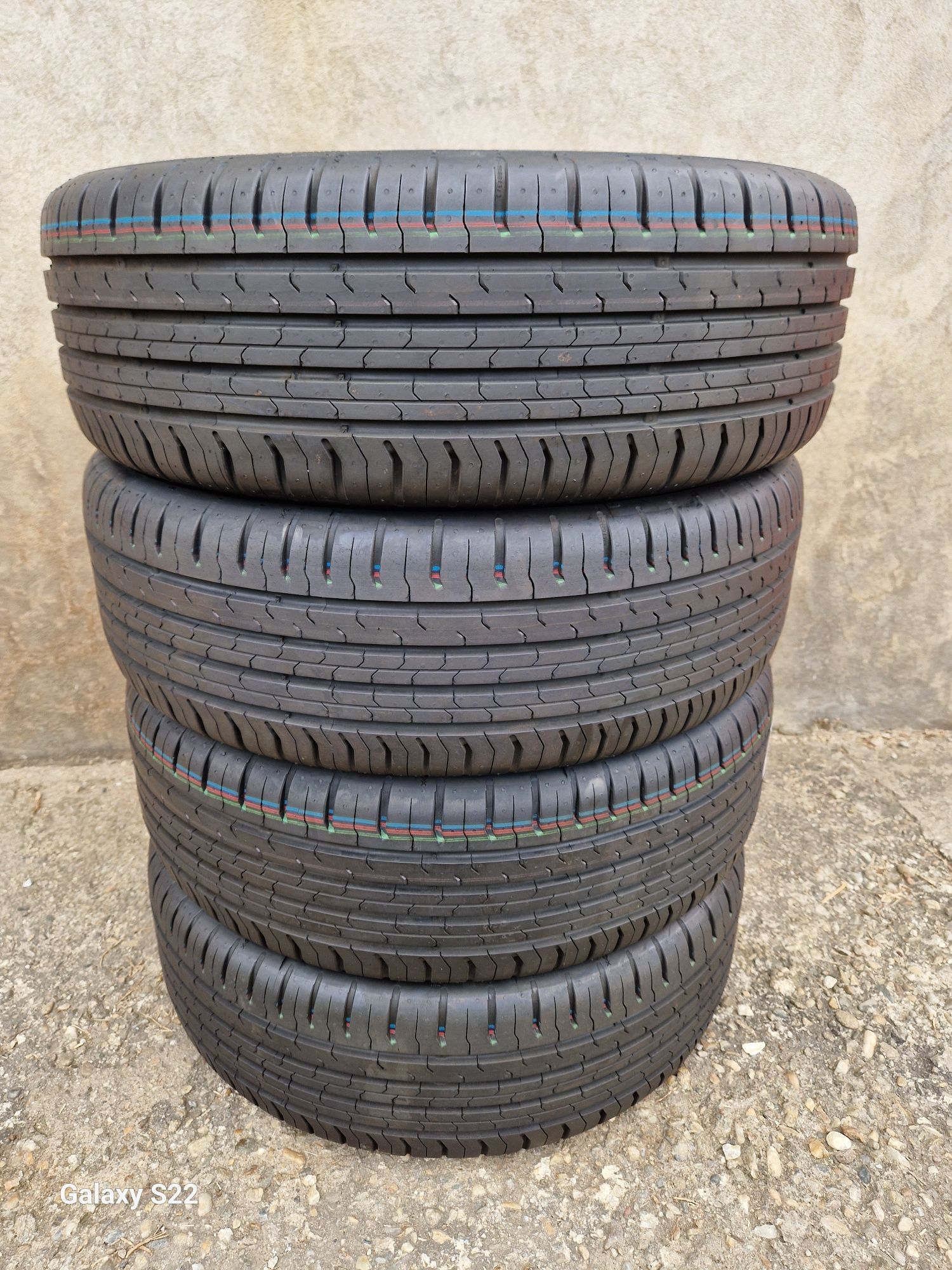 4anvelope vara Noi 205 60 16 Continental