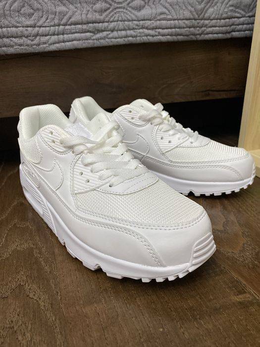 Air max 90 42 размер