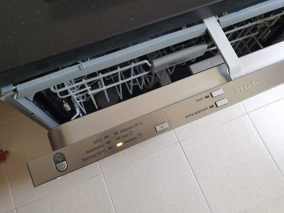 Miele - Auto Open - QuickPowerWash - Съдомиялна - Пълно Вграждане 60см