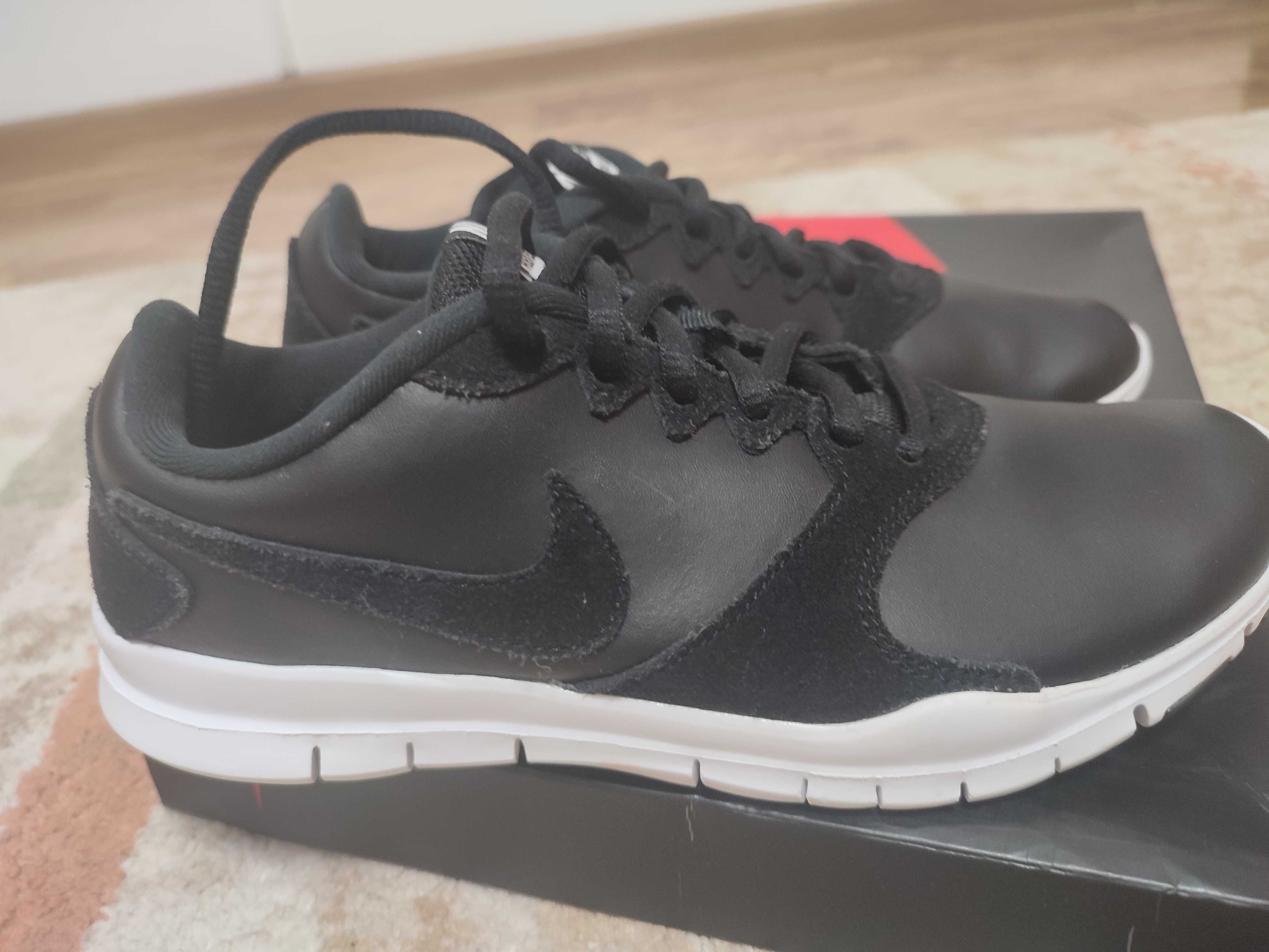 Adidași Nike piele naturala Nr 36
