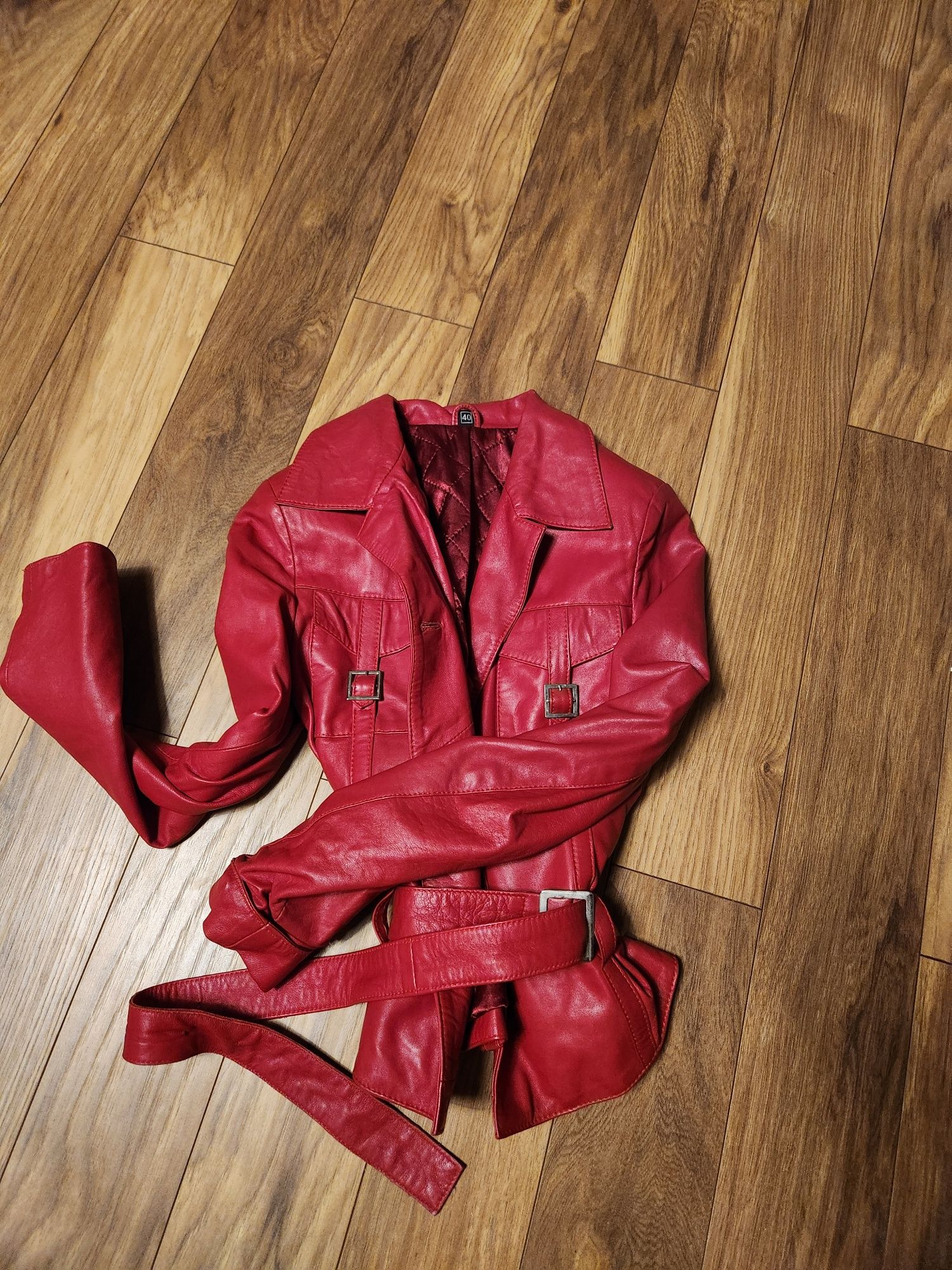 Дамско манто Zara, червено яке кожа, палто Bershka