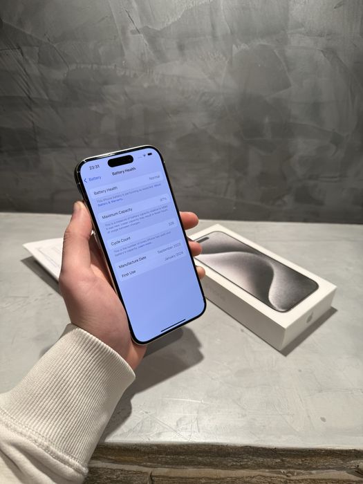 КАТО ЧИСТО НОВ Iphone 15 Pro + гаранция