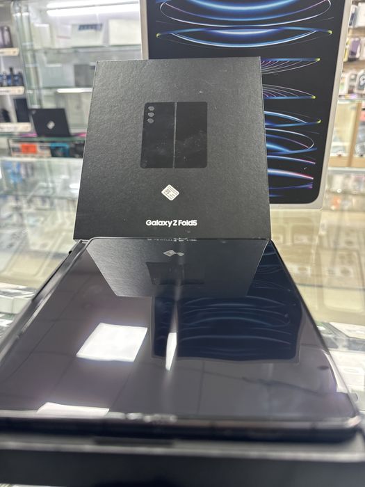 Samsung Z Fold5 512gb
