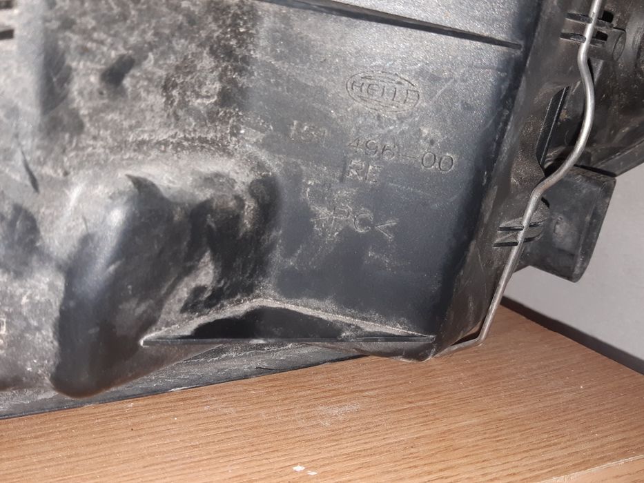 Vând faruri duba Mercedes sprinter