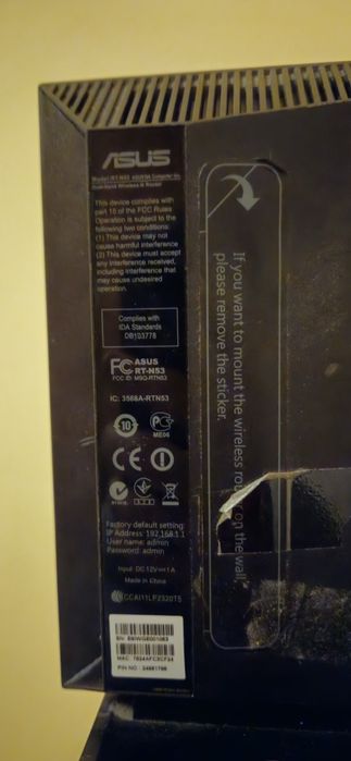 Router ASUS RT-N53 Dual-Band(2.4 si 5Ghz), merge perfect