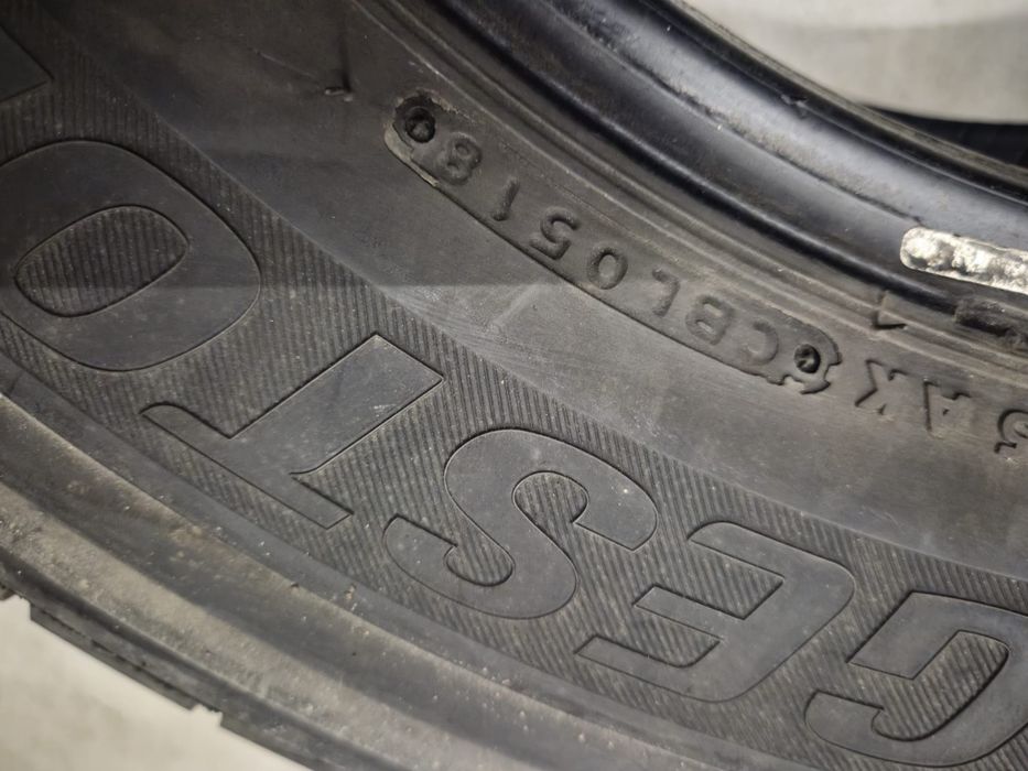 2 anvelope vara Bridgestone 225 75 16C stare buna
