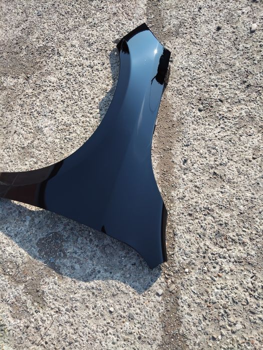 Vând aripă stânga fata volvo v40, 2016,2022