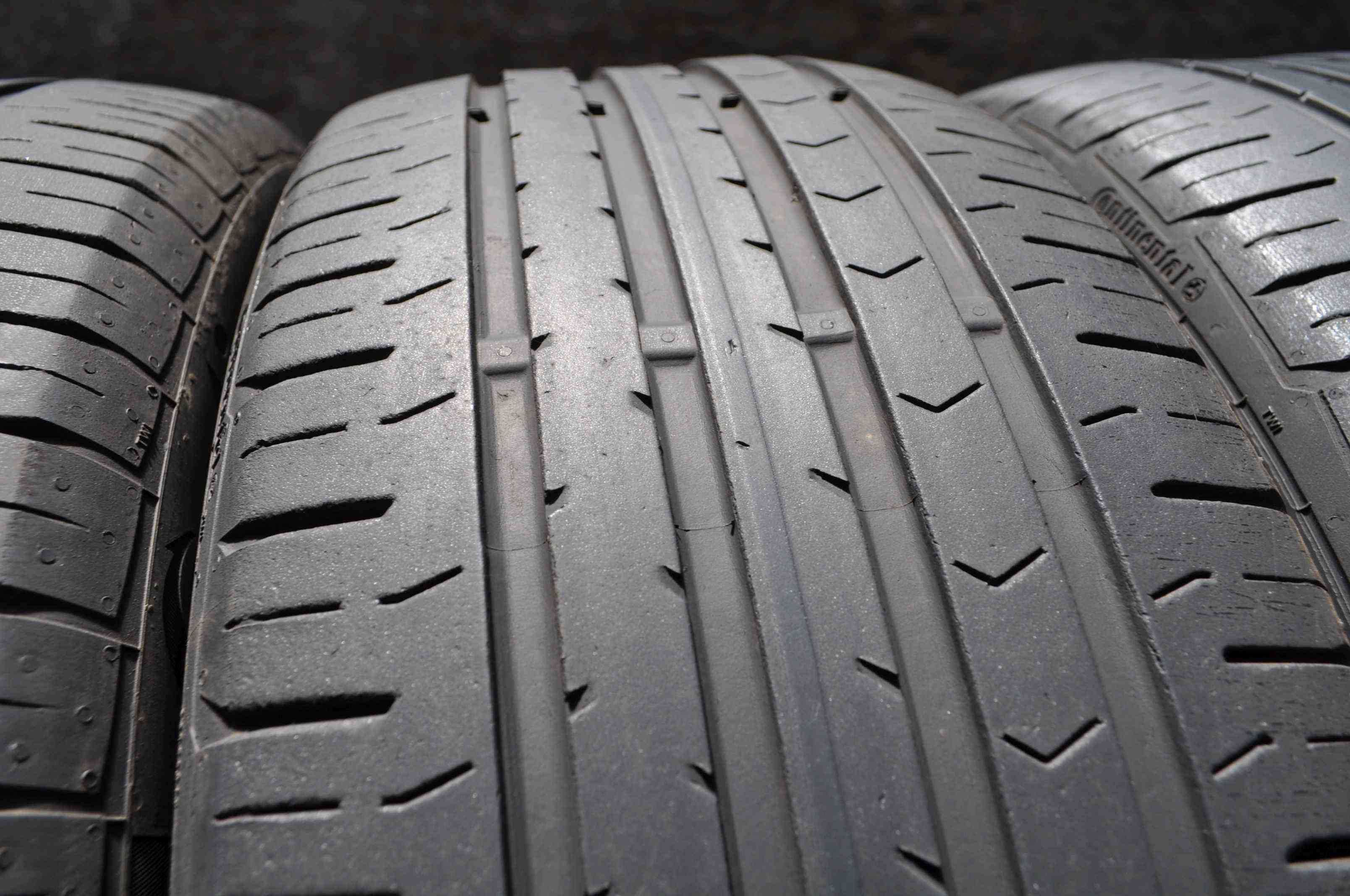 4 Anvelope Vara 215/55 R17 CONTINENTAL ContiPremiumContact 5 C.Seal