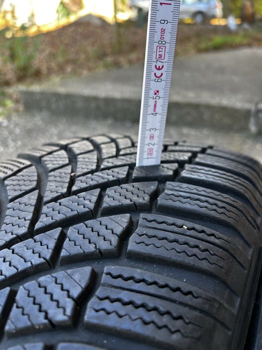 - 10% Black F Зимни гуми 205/55/17 Bridgestone Blizzak DOT2423 4бр.