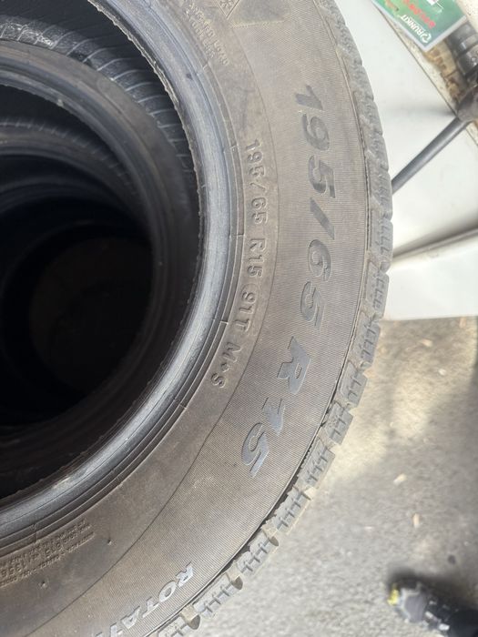 Cauciucuri de iarna 195/65 R15 Pirelli Snowcontrol