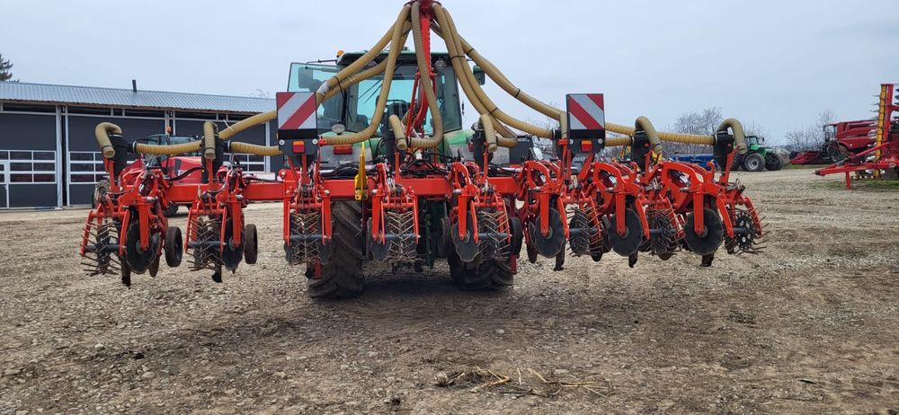 Kuhn Striger 8 randuri strip till benzi