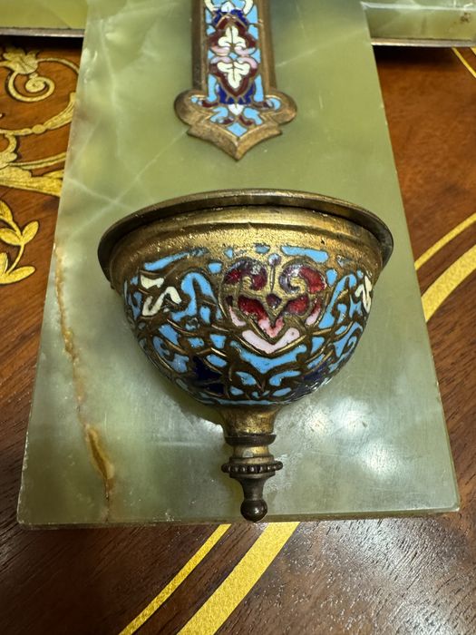 Crucifix- email- onix- candela