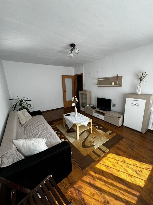 Apartament 2 camere de închiriat – Târgul de Crăciun din Craiova