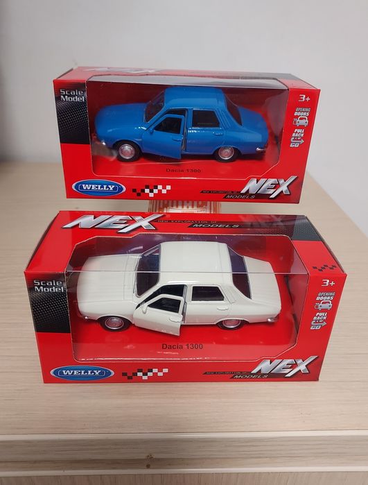 Macheta Dacia 1300-Renault 12-Welly+motoras-masinuta colectie vintage