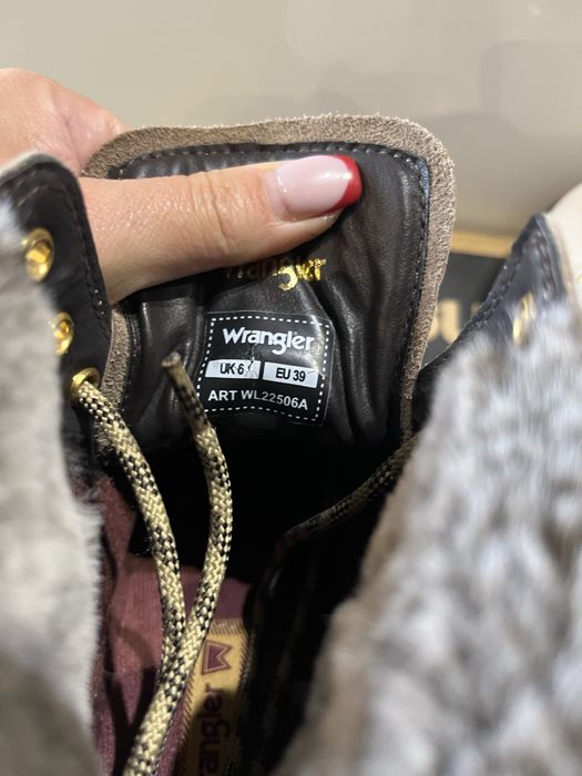 Дамски боти Wrangler номер 39