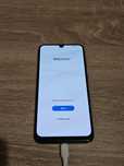 Продавам Samsung A30
