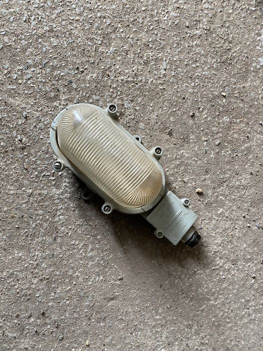 Фонарь герметичный