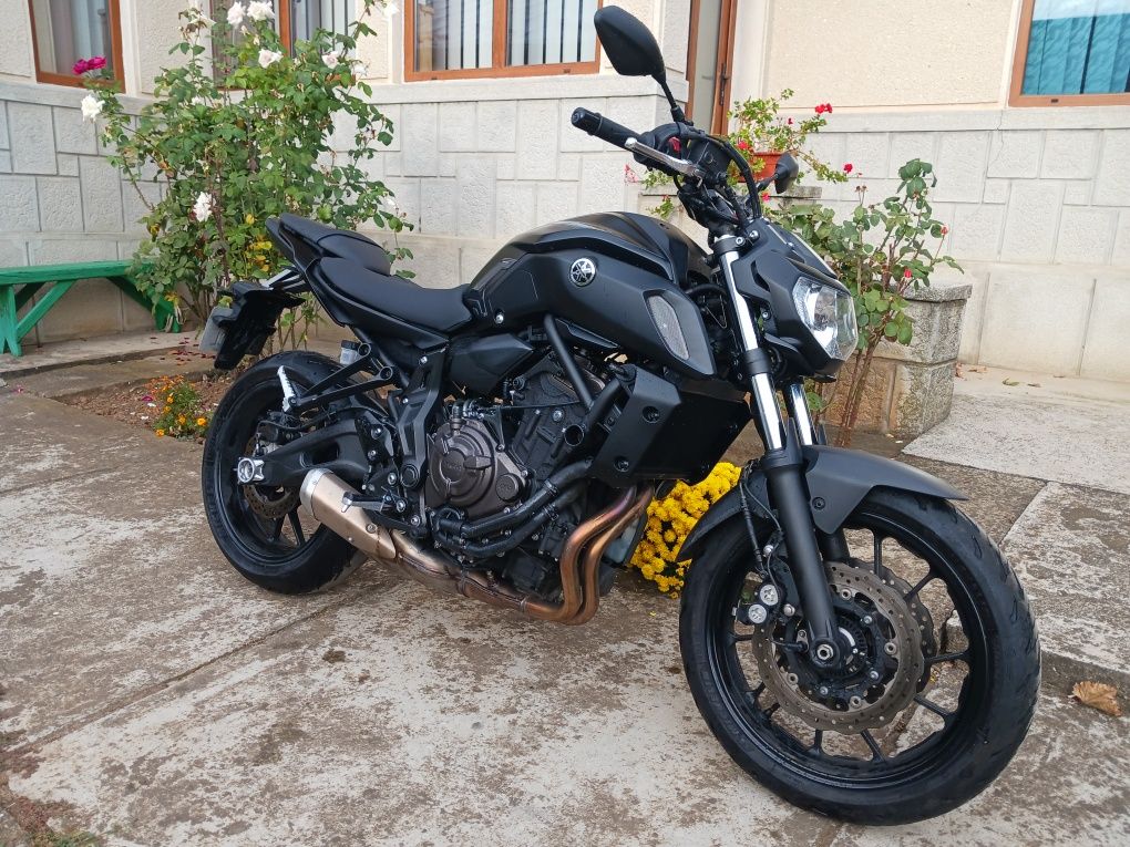 Moto M Parts Ploiesti vinde Yamaha Mt 07 din 2018 cu Abs. Permis A2