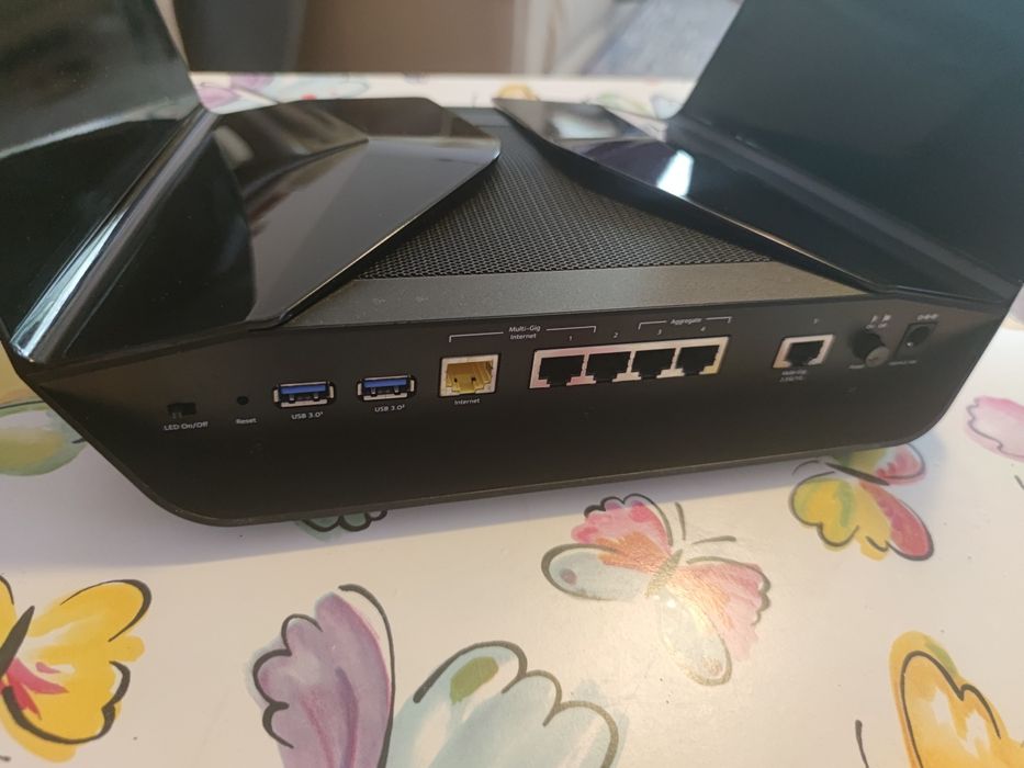 Безжичен рутер NETGEAR Nighthawk RAX200, AX11000