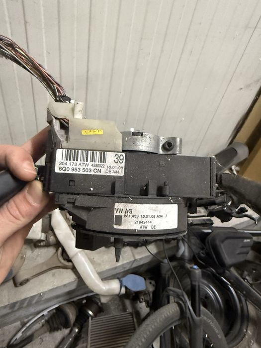 Останали части от фолксваген поло 9N