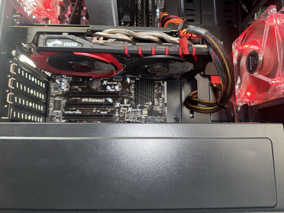 Pc Amd FX8350, 16gb ram, Amd R9 380 4gb, ssd 500gb