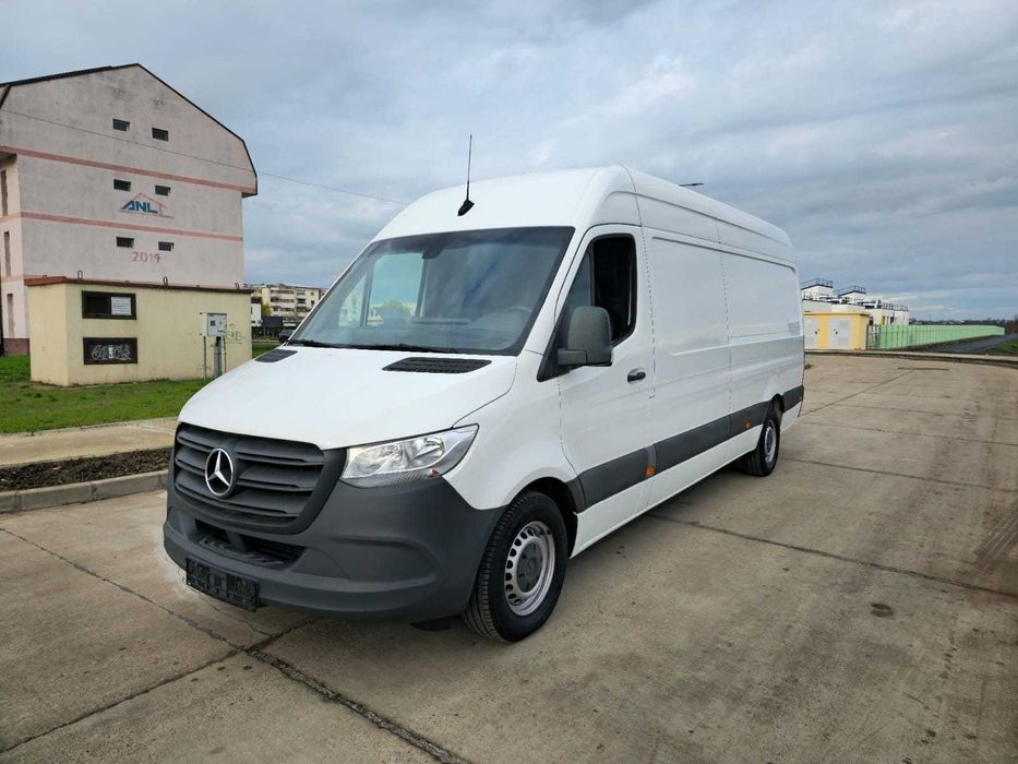 Mercedes - Benz Sprinter 319 Bluetec