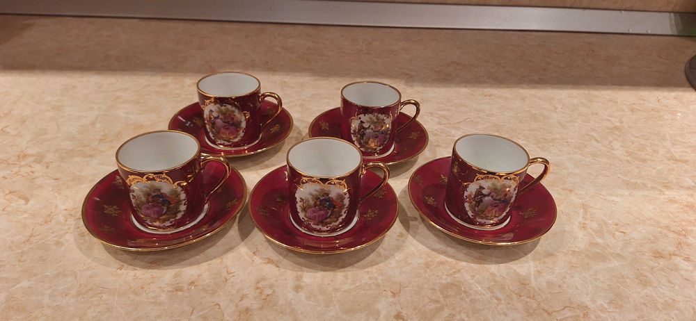 Красиви чаши за кафе