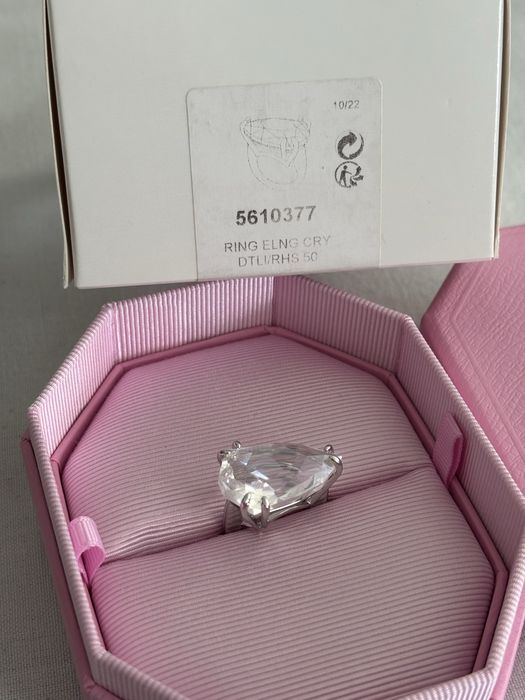Пръстен Swarovski от серията Mesmera