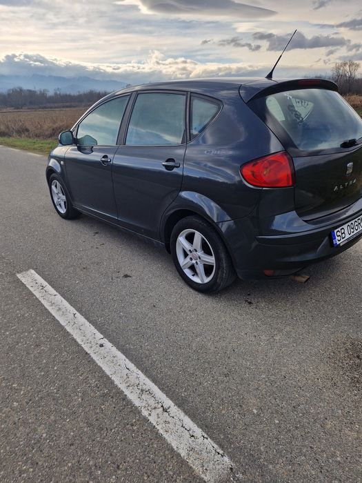Vând Seat Altea 1,6 Diesel2010