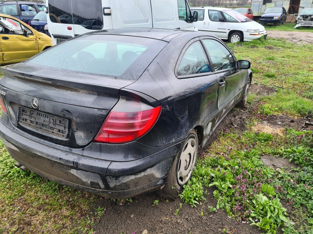 Мерцедес C180,  W203 бензин на части.