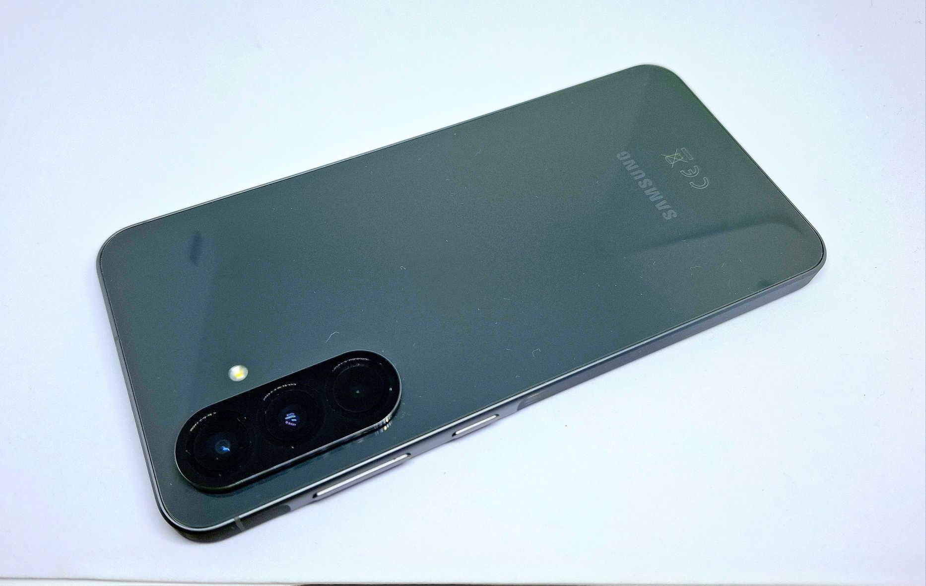 Samsung A56 5G Гаранция