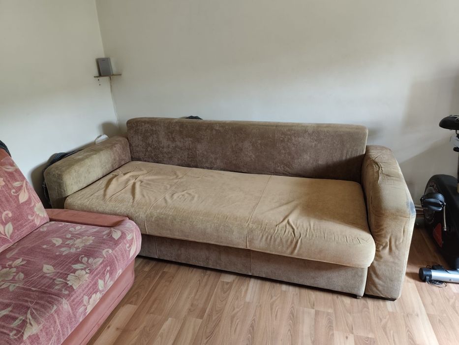 Vând canapea  extensibila