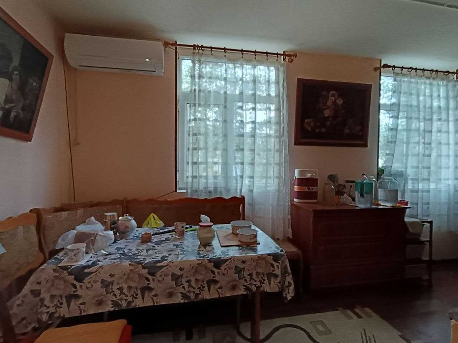 Продается 2-х комнатная кв, Чирчик 4-мкр