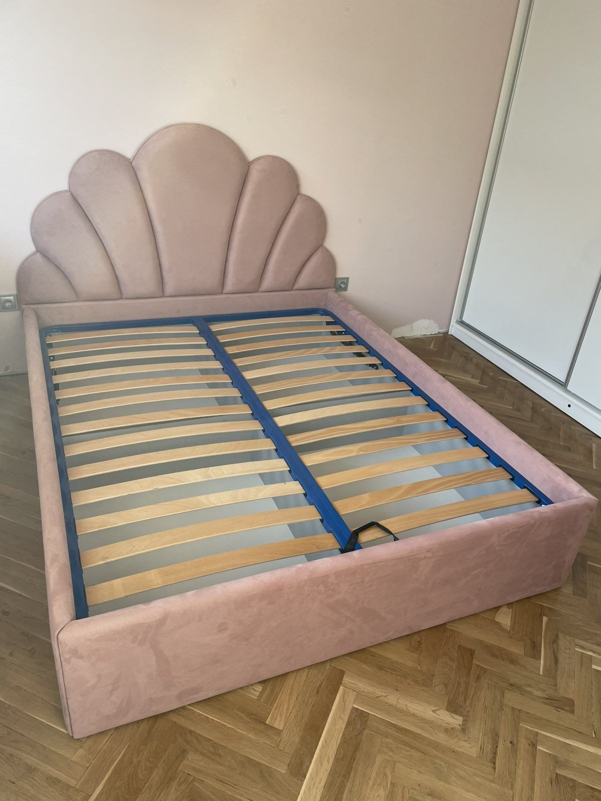 Тапицирано детско легло