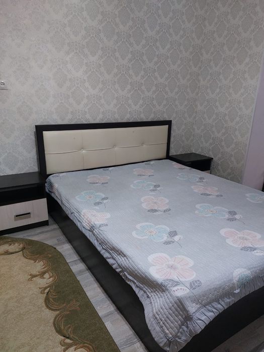 Спальный кровать 2 тумбочкасымен