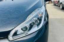 FAR STANGA PEUGEOT 208 - AN 2017
