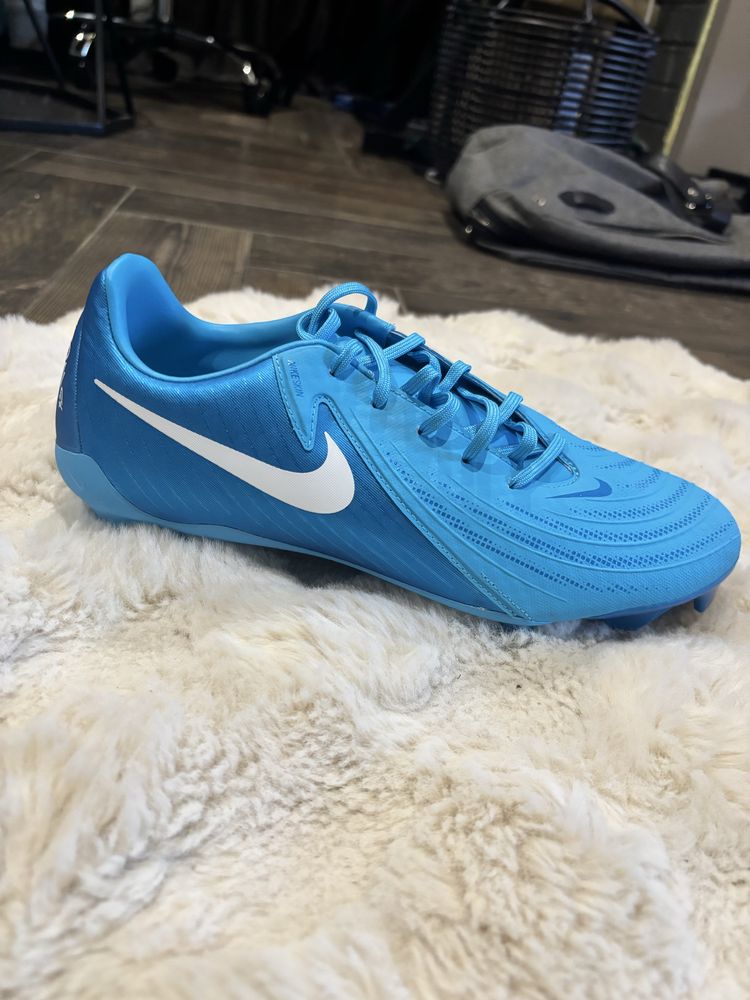 Футболни бутонки Nike Cyclone 360 (няма ги в България)