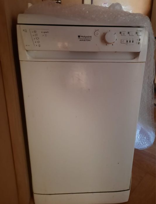 Продам посудомоечную машину